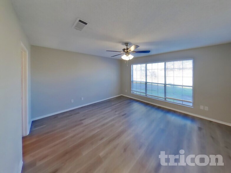 Building Photo - 3308 Steamboat Dr