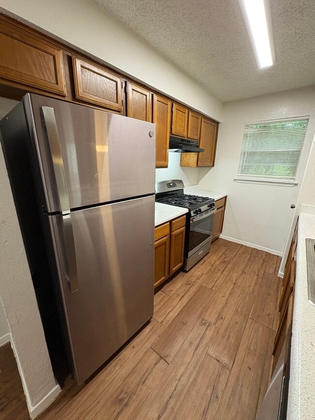 Building Photo - 806 Sirocco Dr