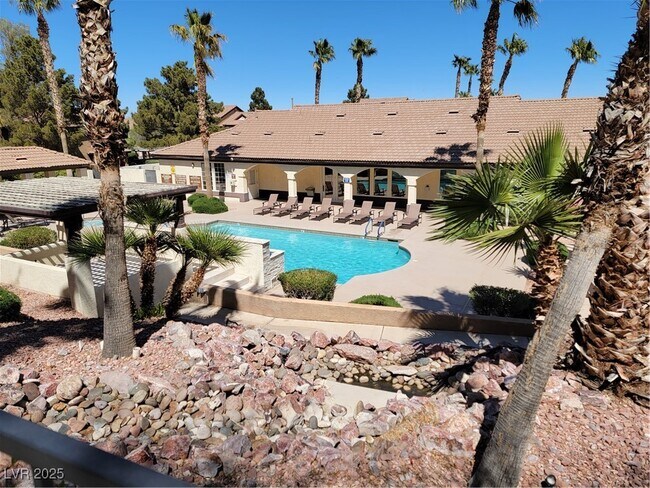 Building Photo - 231 W Horizon Ridge Pkwy