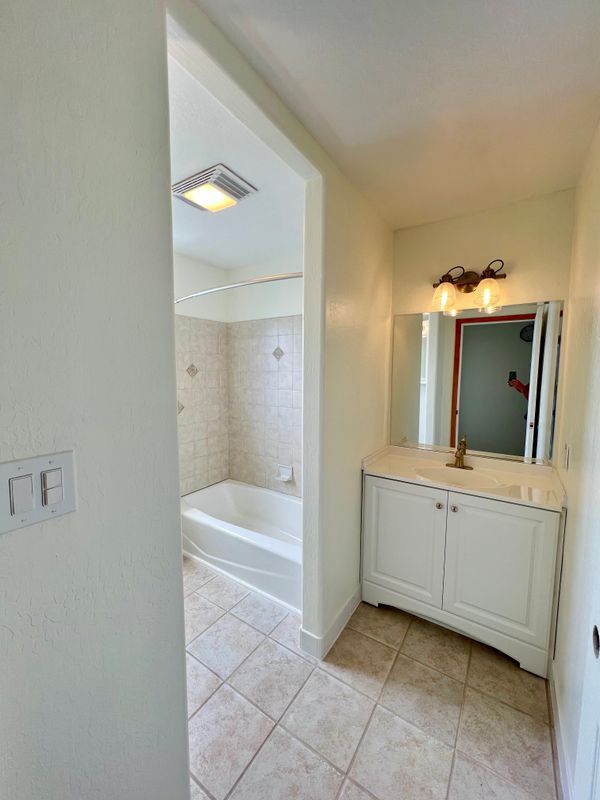 Building Photo - 975 CA-1