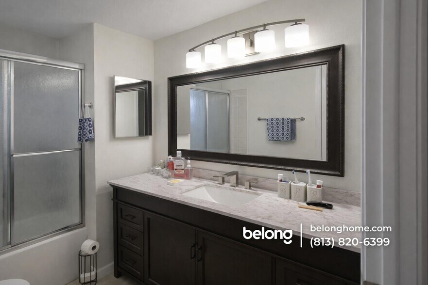 Building Photo - 7618 Colonial Ct