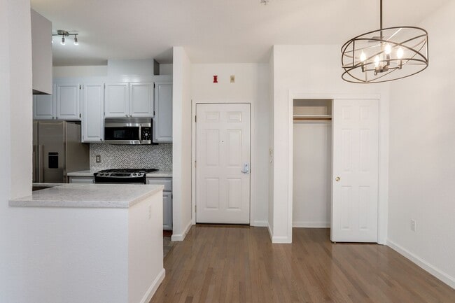 Building Photo - Updated 1BR/1BA Condo with Large Patio & Parking | Westside San Mateo | YouTube Tour