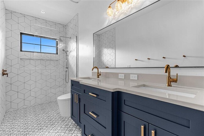 Building Photo - 1814 Barker Dr