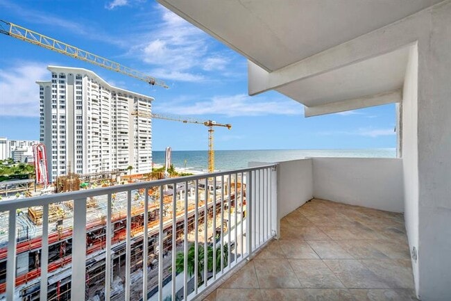 Building Photo - 1360 S Ocean Blvd