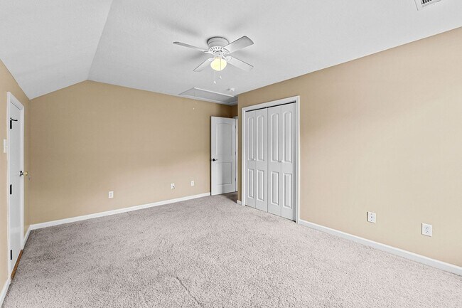 Building Photo - Grovetown home in pool community!