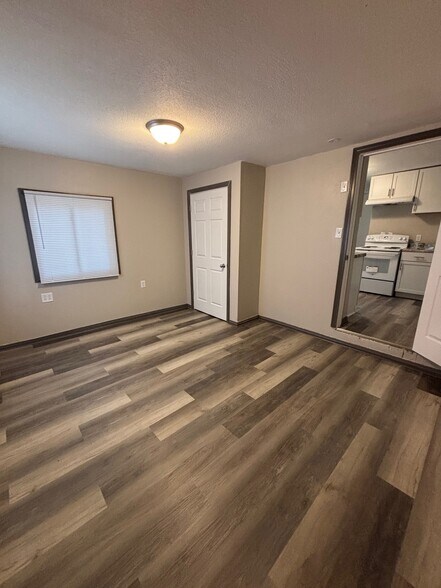 3rd Bedroom - 2523 Lyon St