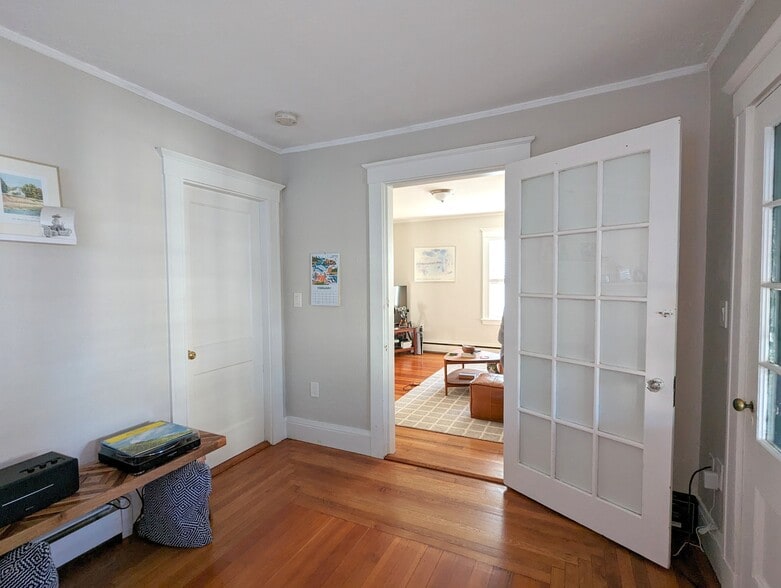 Building Photo - 28 Fairmount Ave