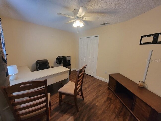 Building Photo - 6371 Shadydale Ave