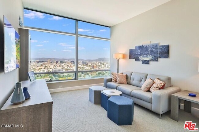 Building Photo - 900 W Olympic Blvd