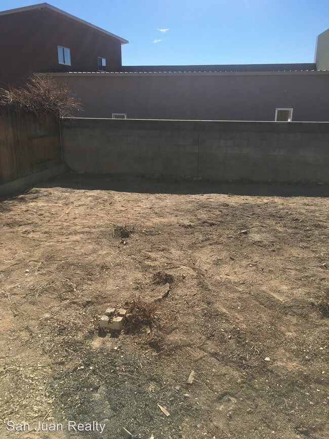 Building Photo - 2 br, 1 bath House - 1605 E 21st Street