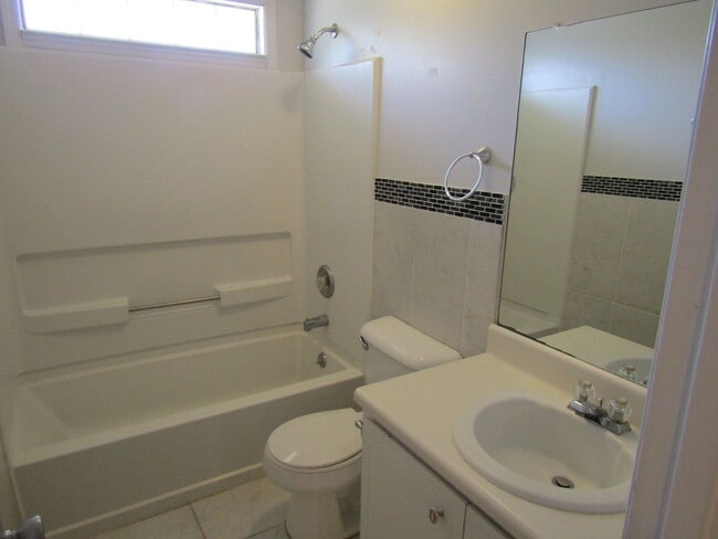 Building Photo - 1382 Coalition Cir