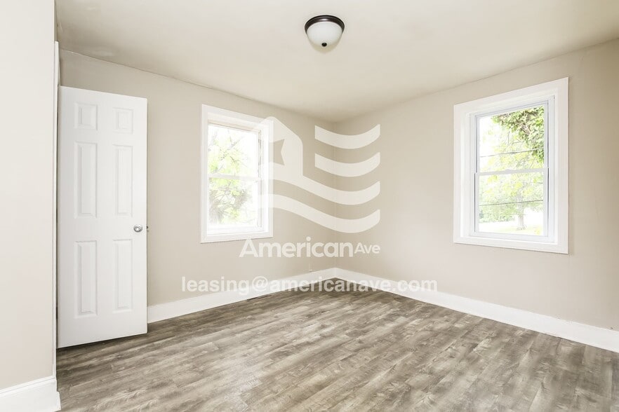 Building Photo - 1204 Bellevue St