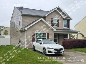 Building Photo - 3812 Raintree Dr