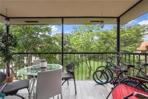 Building Photo - 6001 N Falls Cir Dr