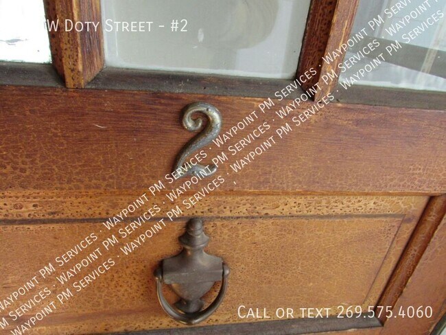 Building Photo - 533 W Doty St