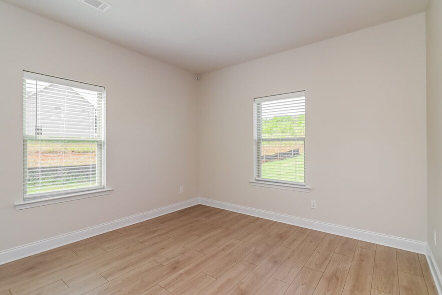 Building Photo - 225 Cantrell Dr