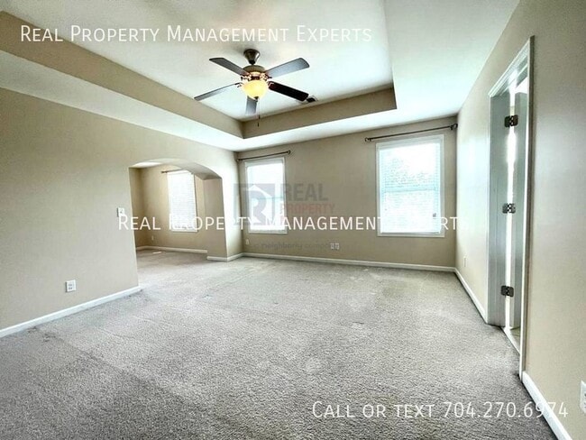 Building Photo - 3233 Elyse Manor Ct