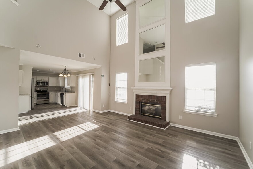 Building Photo - 7811 Belchester Cir