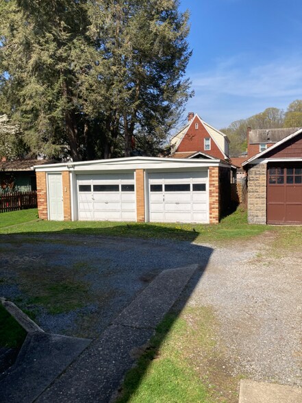 Building Photo - 436 Shady Ave