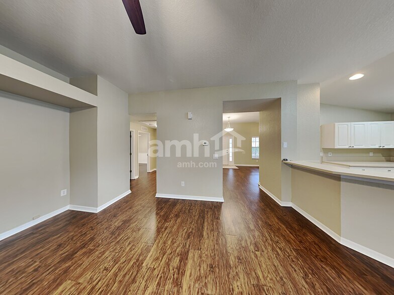 Building Photo - 11604 Brookmore Way