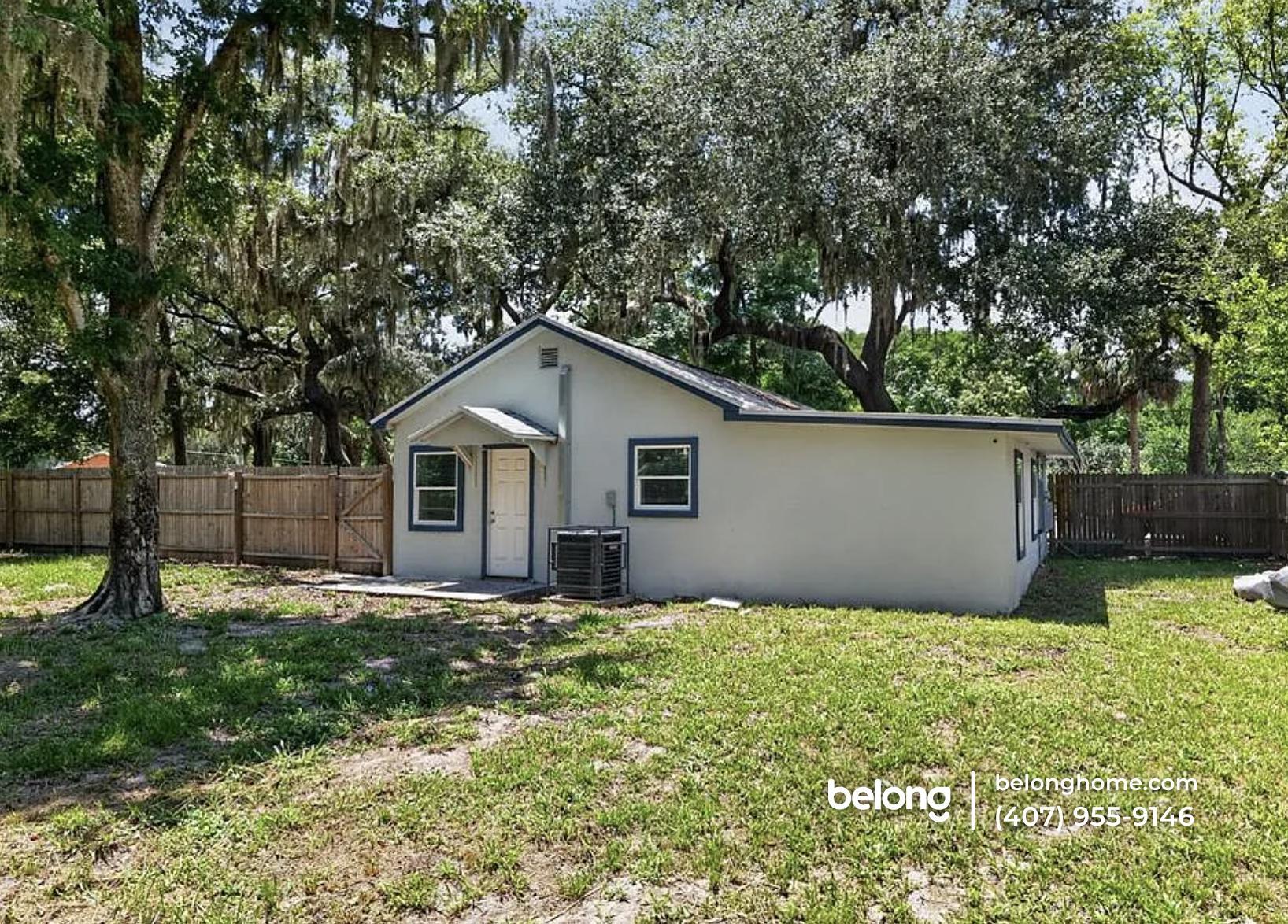 Building Photo - 6310 Belle Isles Dr