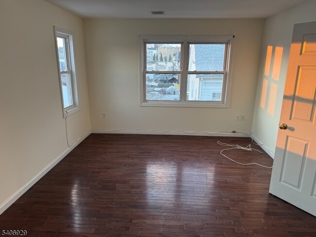 Building Photo - 71 Hammond Ave