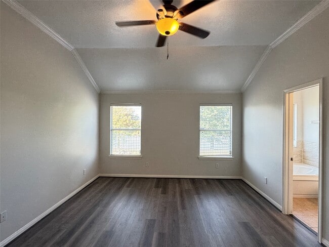 Building Photo - 21543 Falvel Misty Dr