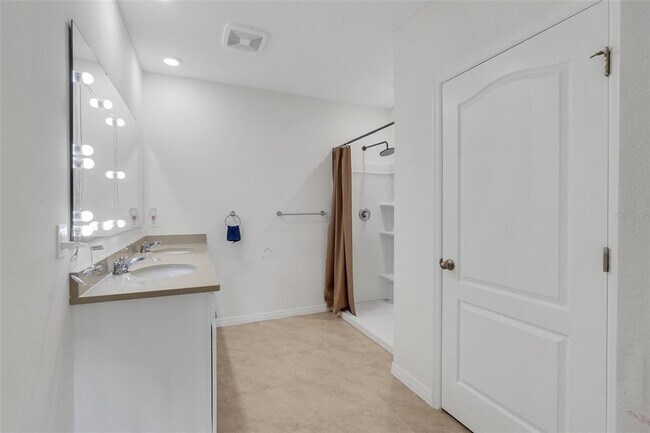 Building Photo - 3041 Tobago Dr