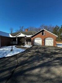 Building Photo - 1250-1254 Evans City Rd