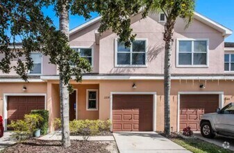 Building Photo - Modern 3 Bedroom 2.5 Bath in Gibsonton