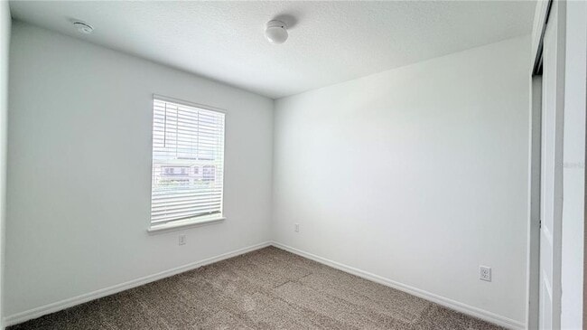 Building Photo - 4557 ORCHARD VIEW Aly
