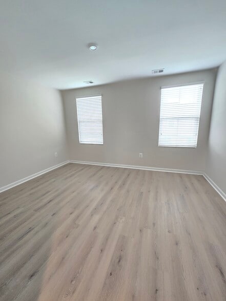 Master Bedroom - 293 Sage Circle