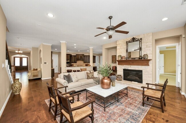 Building Photo - 28615 Tanner Crossing Ln