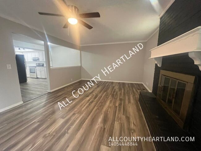 Building Photo - 6406 Galaxie Dr