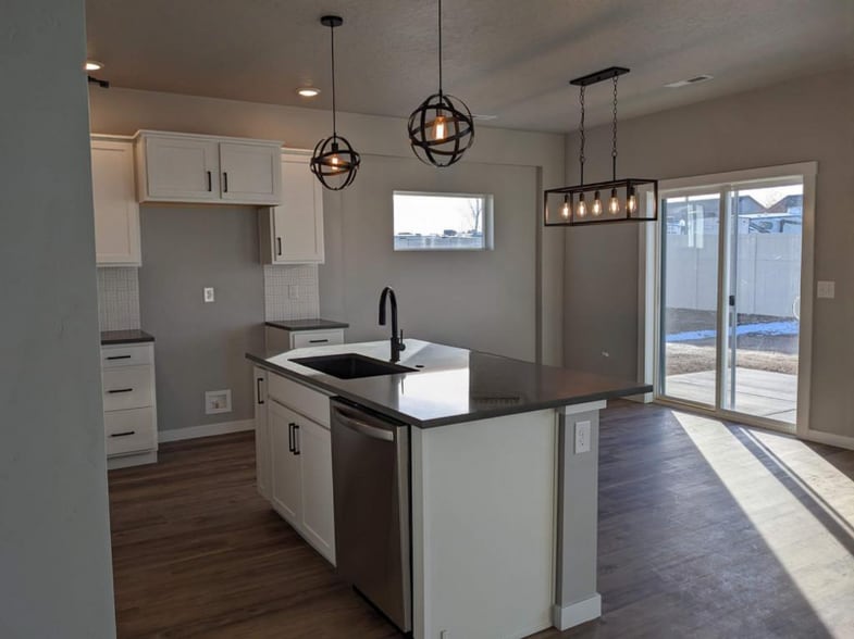 Building Photo - 1733 S Seagrass Ave