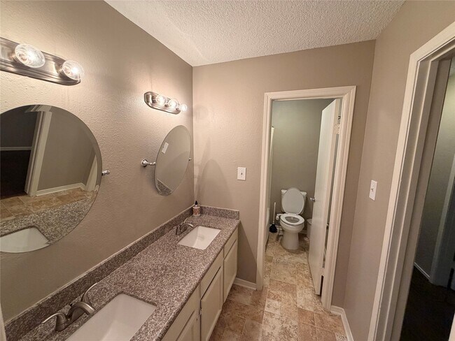 Building Photo - 3227 Glade Springs Dr