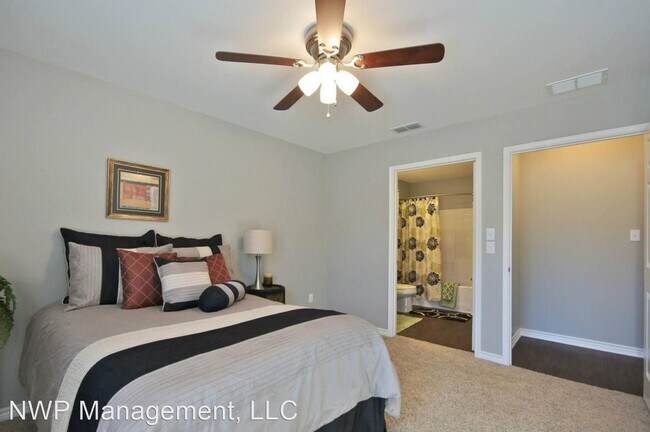 Building Photo - 3 br, 2 bath House - 3965 Cottage Drive