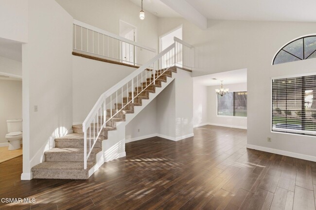 Building Photo - 26916 Lost Oak Ct