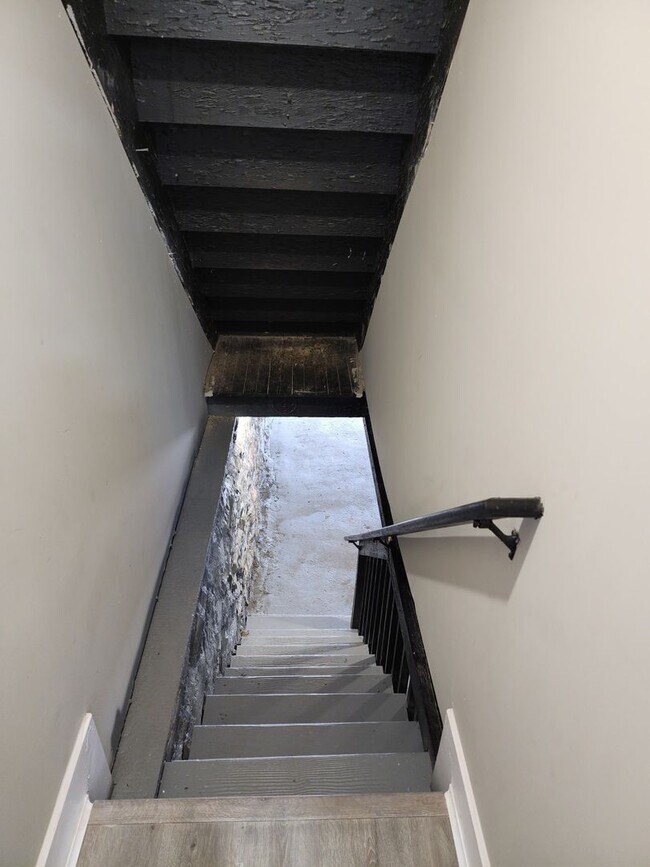 Building Photo - Charming, Fully Renovated 3-Bedroom Home in Baltimore City – Available Now!