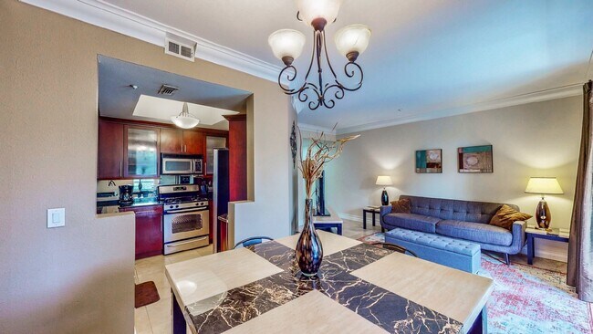 Building Photo - "Chic Las Vegas Condo Oasis: 1-Bedroom Gem with Granite Touch - 530 Sq Ft of Style!"