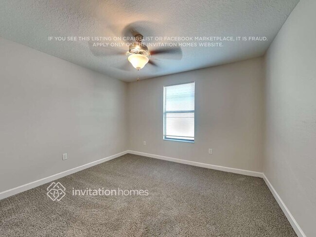 Building Photo - 28432 Pleasant Bay Lp