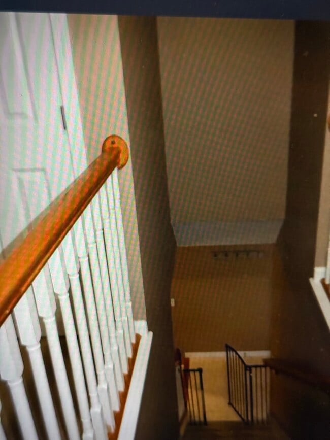 Building Photo - 11217 North Oakwood Drive