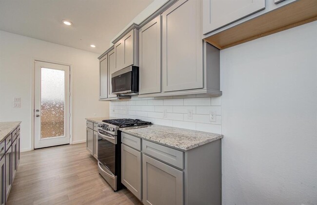 Building Photo - 4138 Balboa Dr