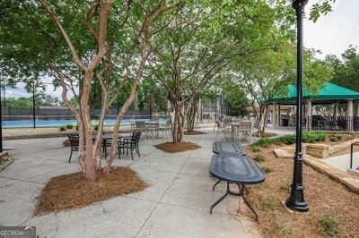 Building Photo - 9485 Nesbit Lakes Dr