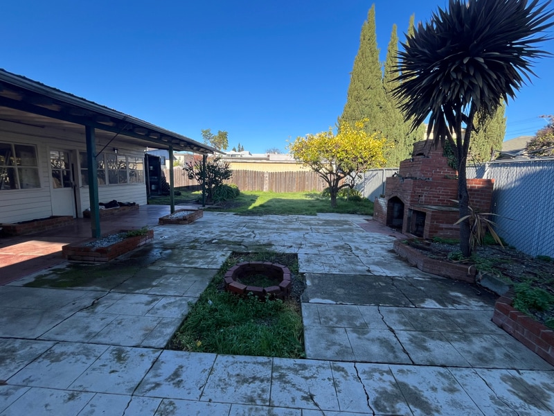 Building Photo - 772 Sunset Blvd