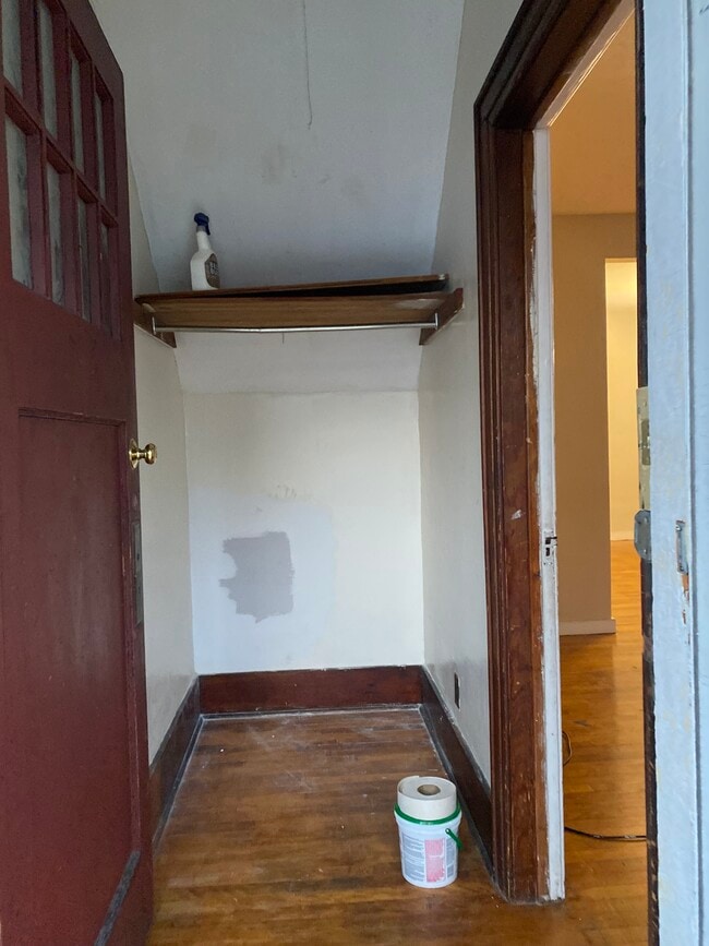 Building Photo - 1008 Lamb St