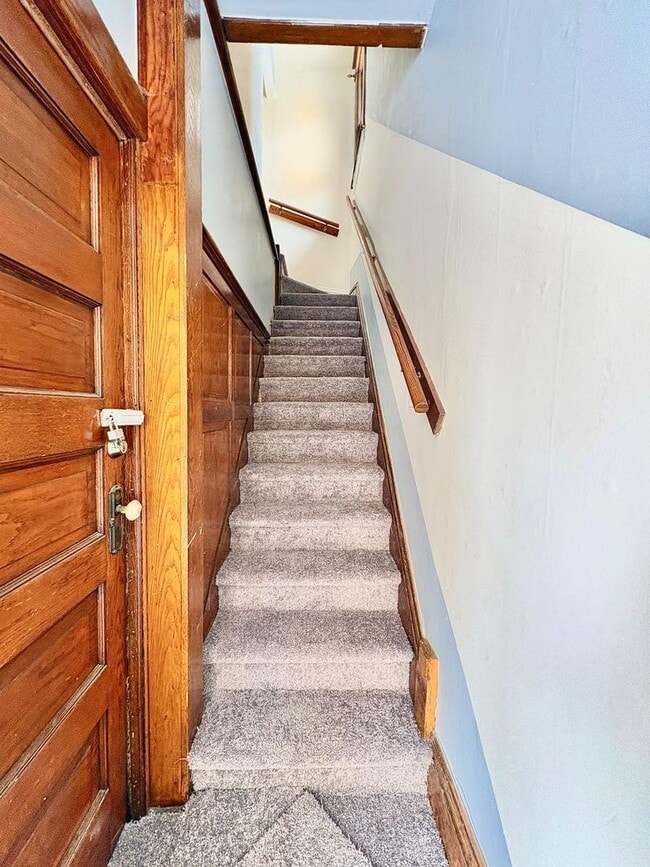 Building Photo - 1425 Miami St