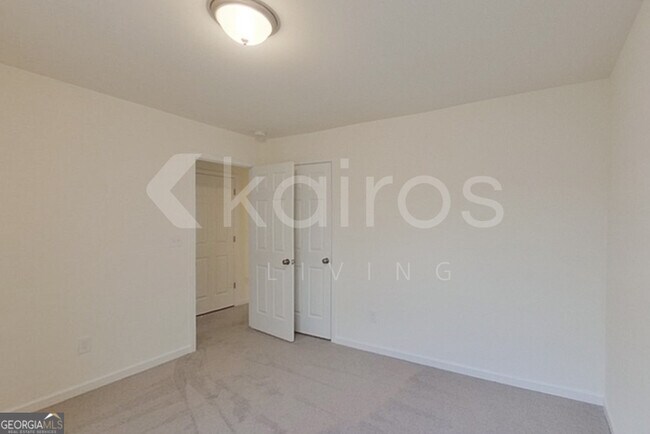 Building Photo - 202 Long Is Dr