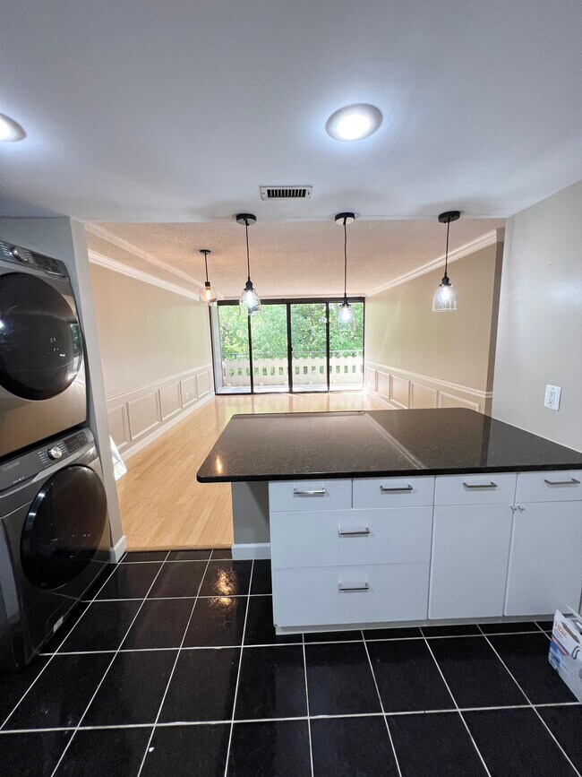 Building Photo - 6301 Stevenson Ave