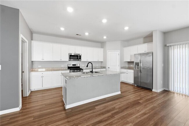 Building Photo - 21 Golden Eagle Pkwy